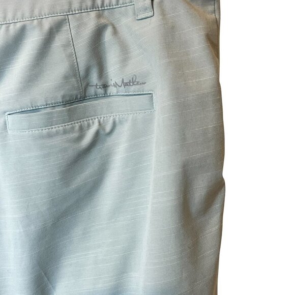 Travis Mathew Mens Golf Shorts Size 38 Light Blue Performance Blend Stretch Fabr - Picture 6 of 6